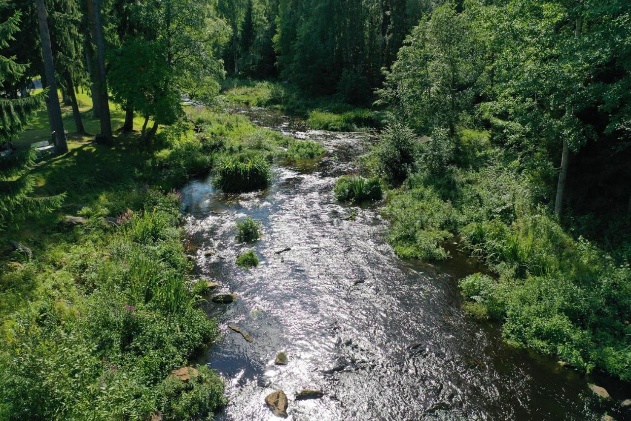 Отель Seinaejoen Leirintaealue Сейняйоки Экстерьер фото